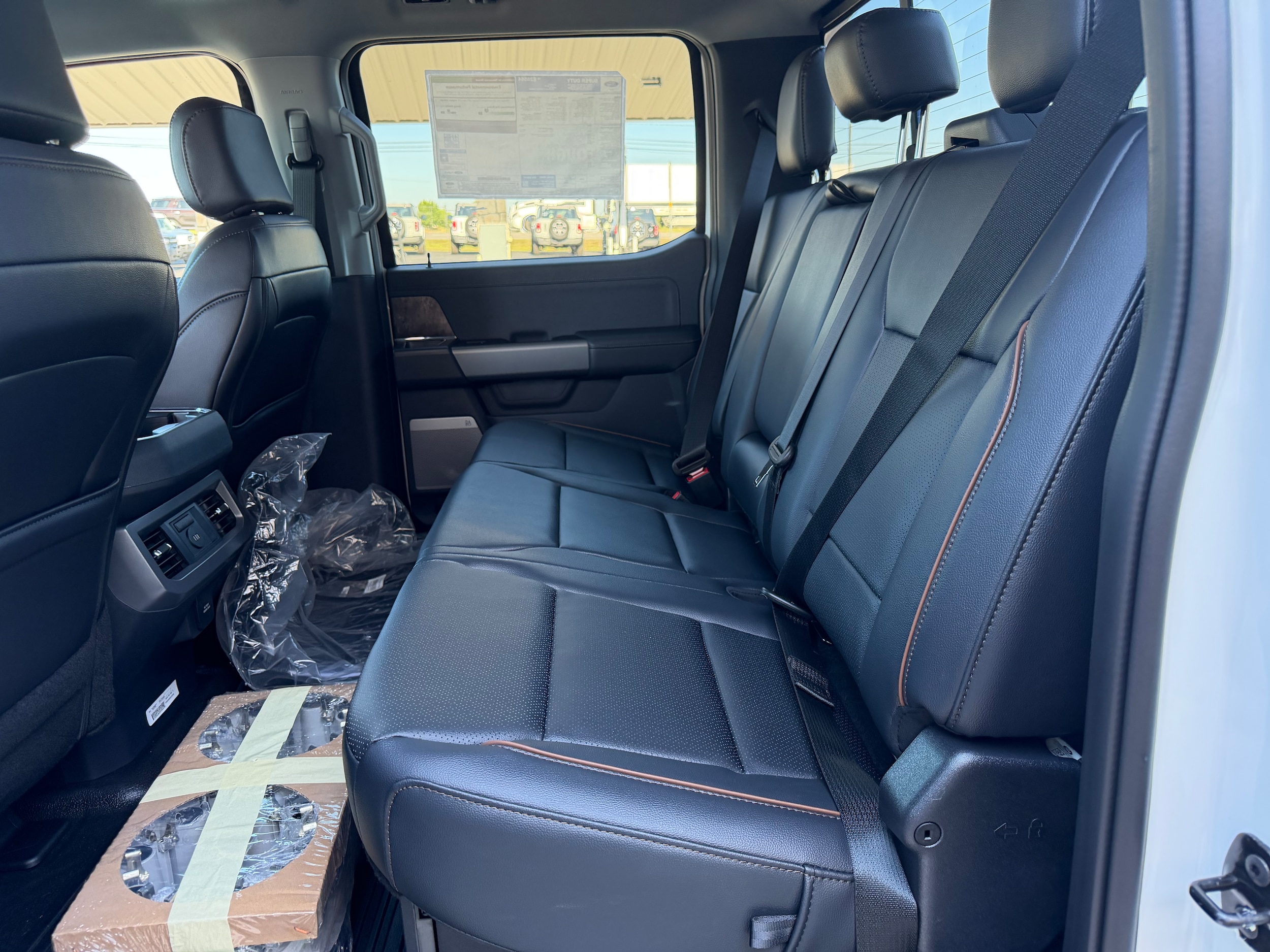2026 Ford F-250 Super Duty Lariat - Photo 6
