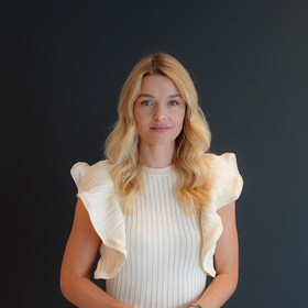 Staff member Dasha Kostrova from ID_b79c6b