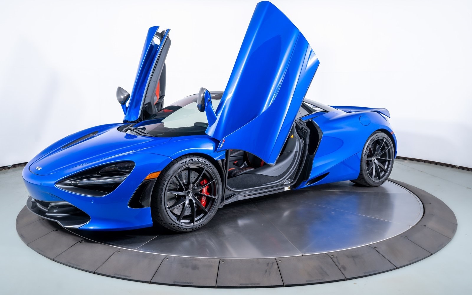 Certified 2022 McLaren 720S Performance with VIN SBM14FCA5NW006954 for sale in Norwell, MA