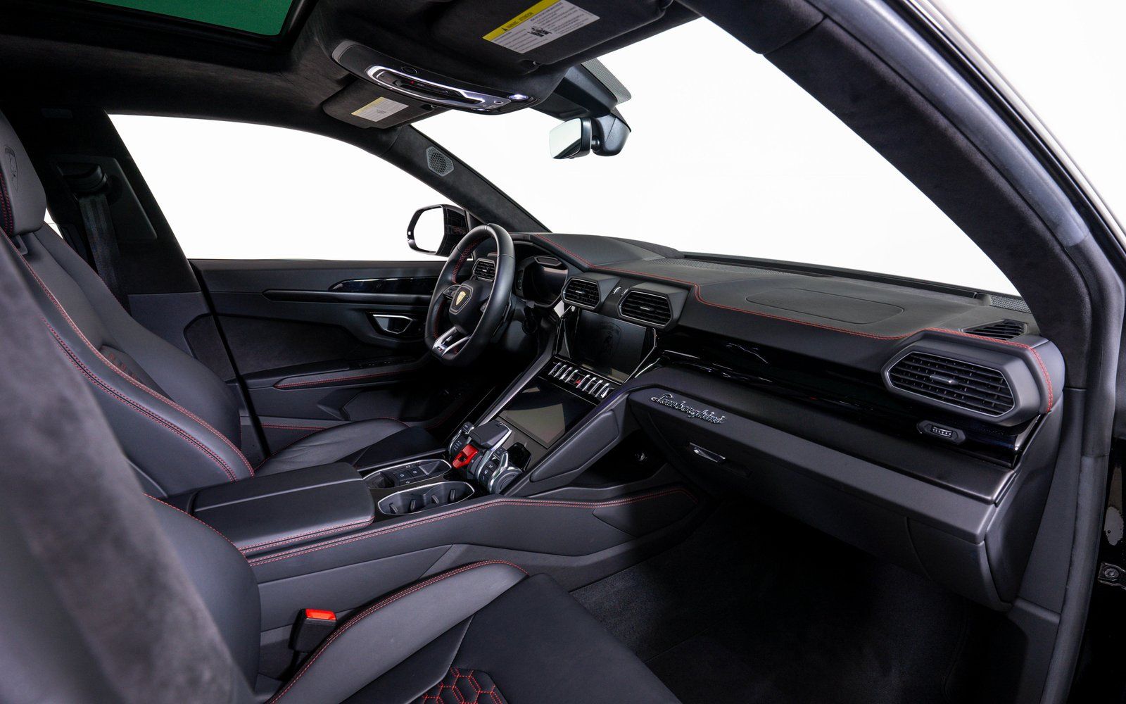 2024 Lamborghini Urus S - Photo 19