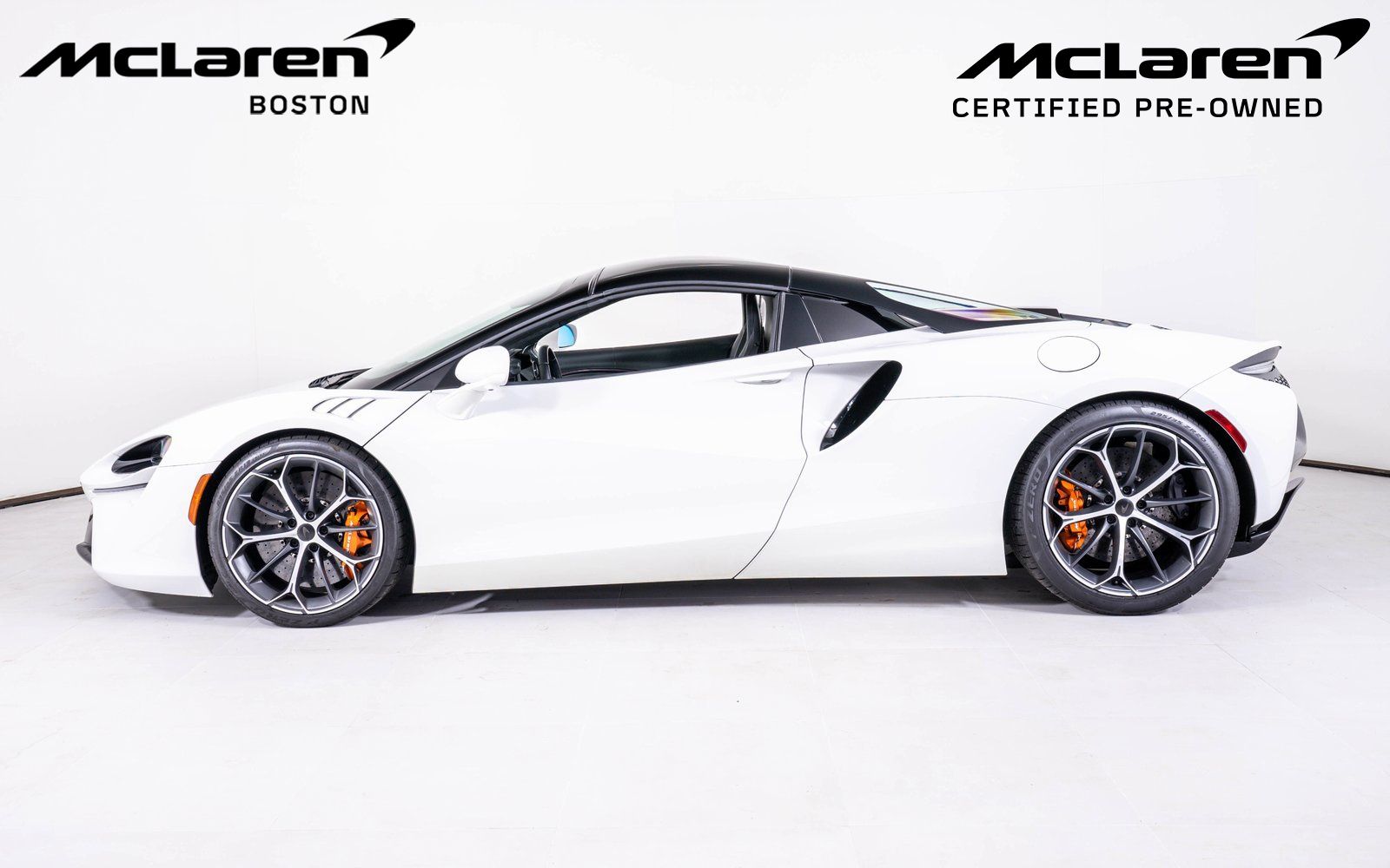 2025 McLaren Artura Performance - Photo 3
