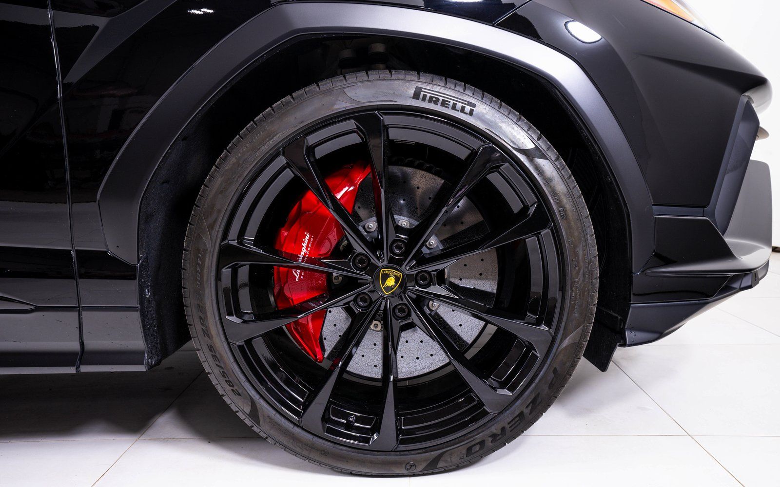 2024 Lamborghini Urus S - Photo 14