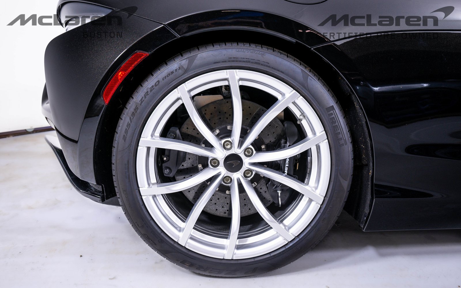 2025 McLaren Artura Performance - Photo 16