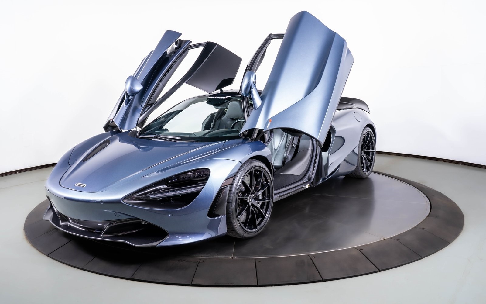 Certified 2019 McLaren 720S Luxury with VIN SBM14DCAXKW003435 for sale in Norwell, MA