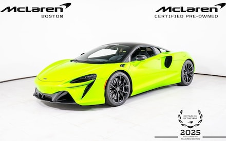 2024 McLaren Artura Coupe