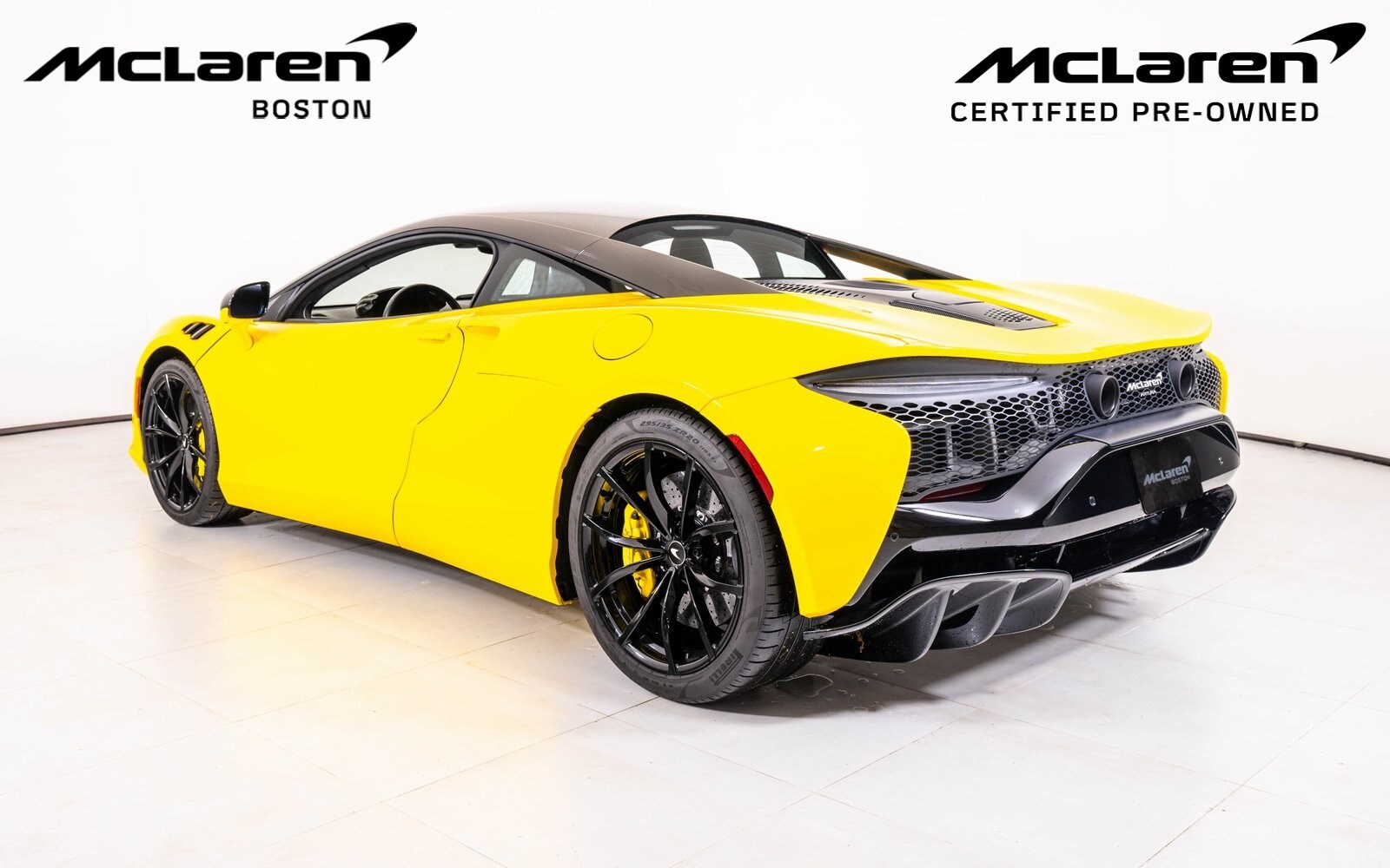 2023 Mclaren ARTURA photo 3