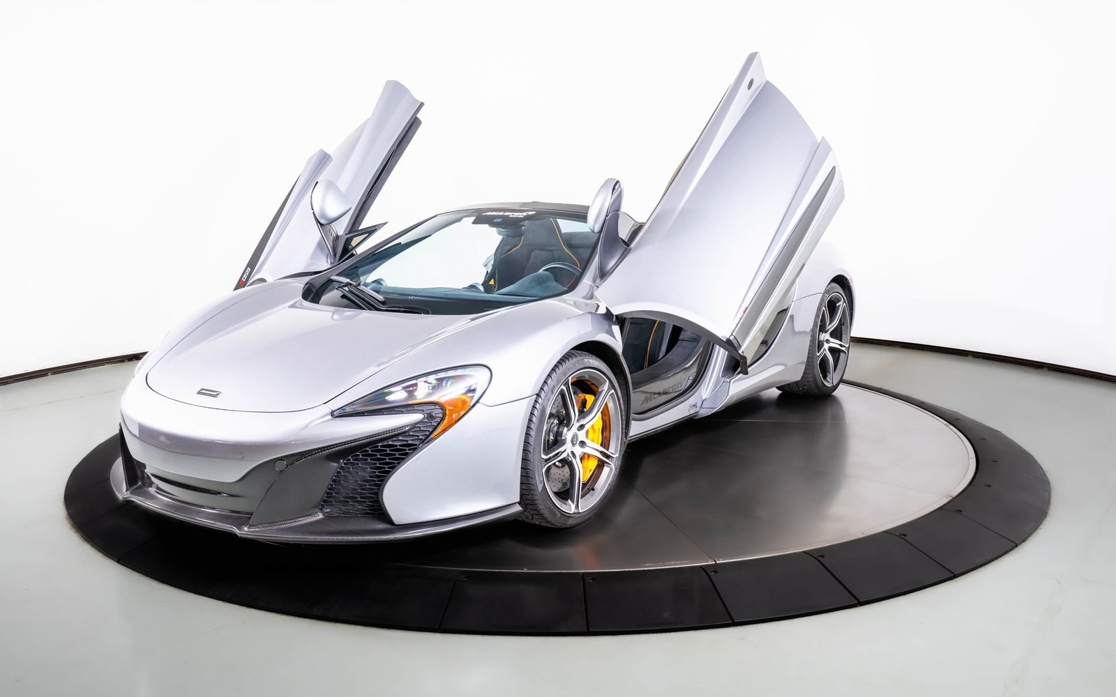 Certified 2015 McLaren 650S Base with VIN SBM11FAA5FW003808 for sale in Norwell, MA