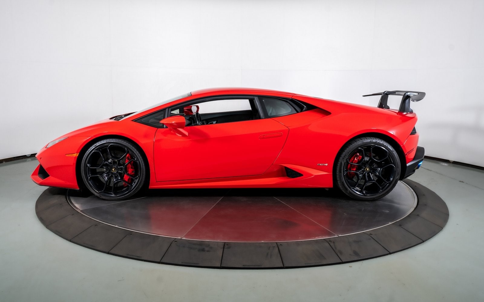 Used 2015 Lamborghini Huracan Base with VIN ZHWUC1ZF2FLA01366 for sale in Norwell, MA