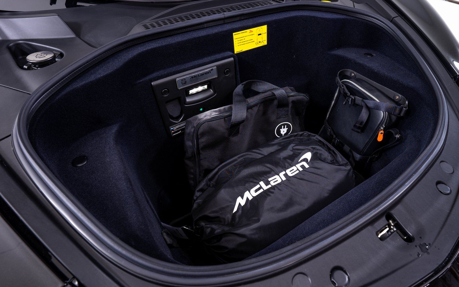 2025 McLaren Artura Performance - Photo 22