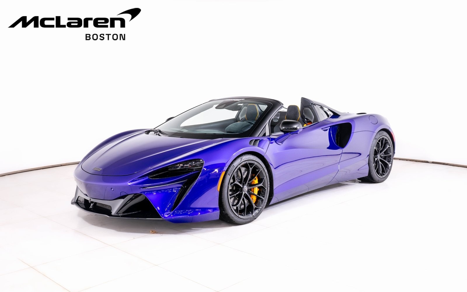 2025 McLaren Artura Performance's photo