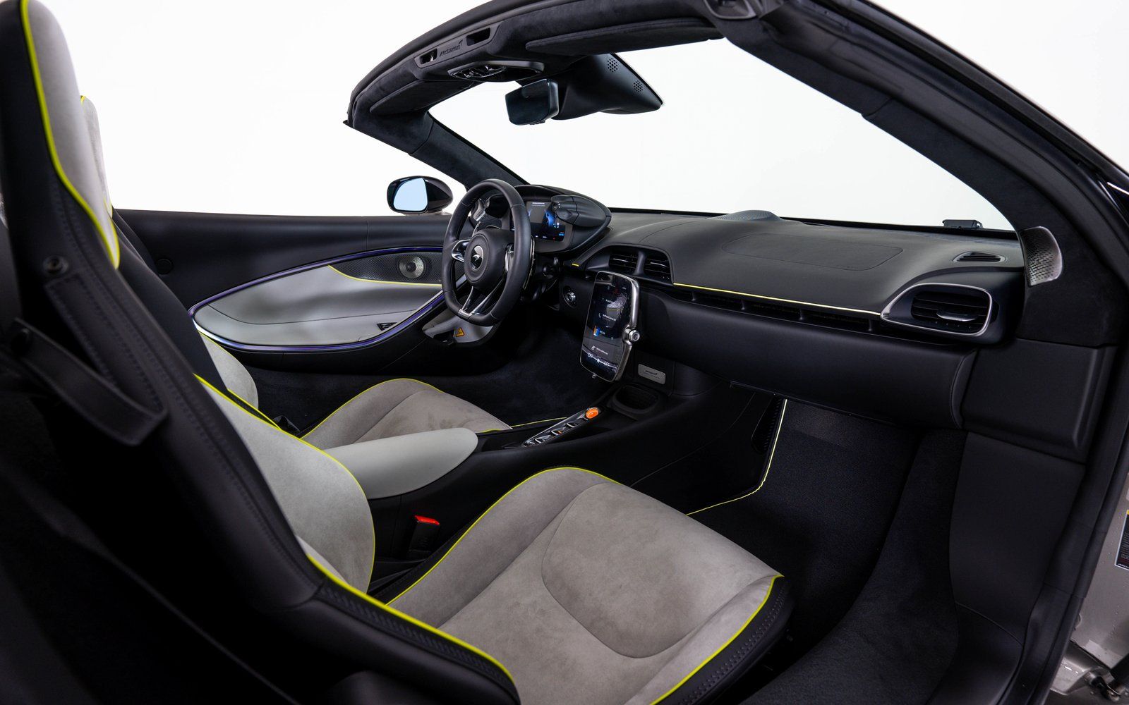 2025 McLaren Artura Vision - Photo 22