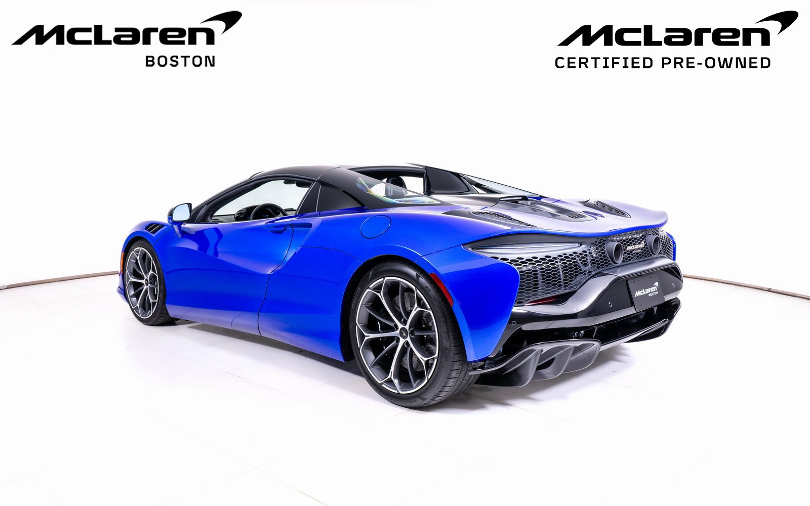 Used 2025 McLaren Artura For Sale at McLaren Boston | VIN