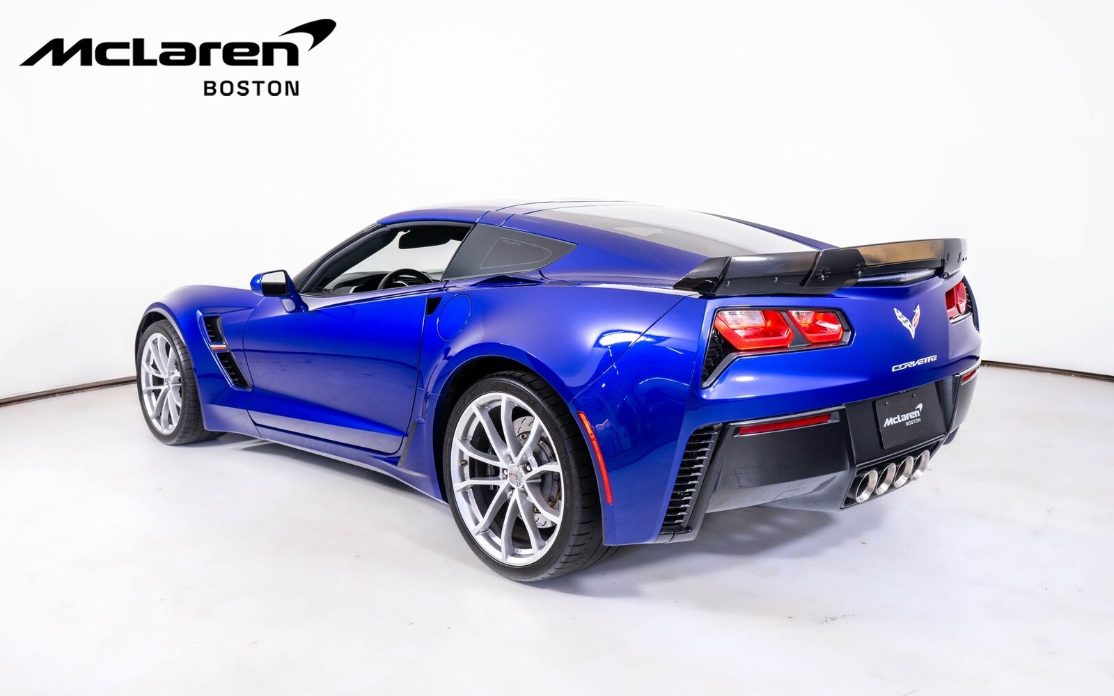 2017 Chevrolet Corvette Grand Sport 1LT photo 4
