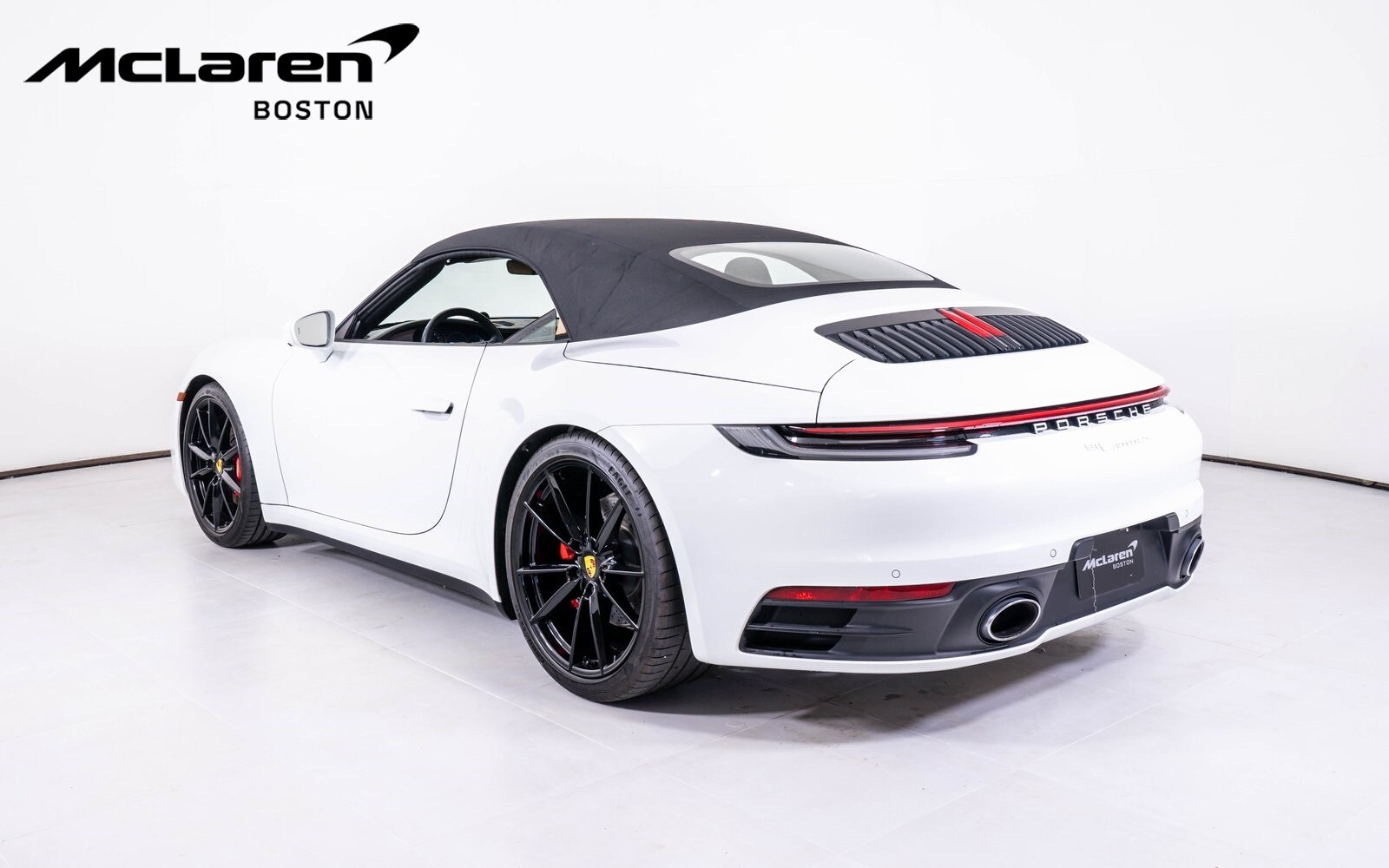 2022 Porsche 911 4S 4 GTS photo 4