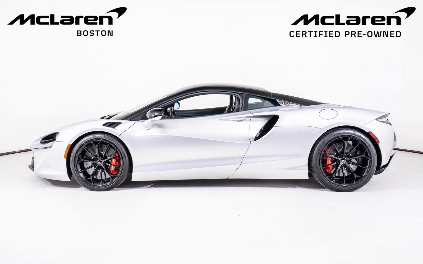 2023 Mclaren ARTURA photo 2