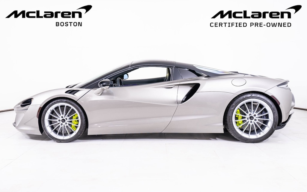 Certified 2025 McLaren Artura  Coupe