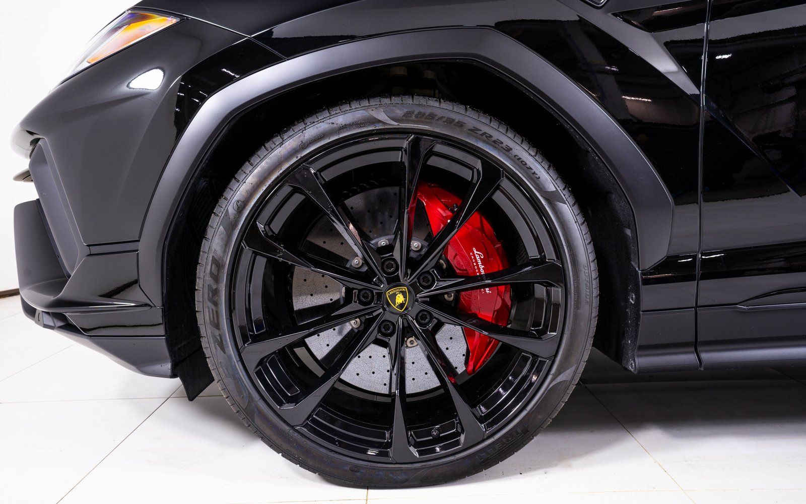 2024 Lamborghini Urus S - Photo 11