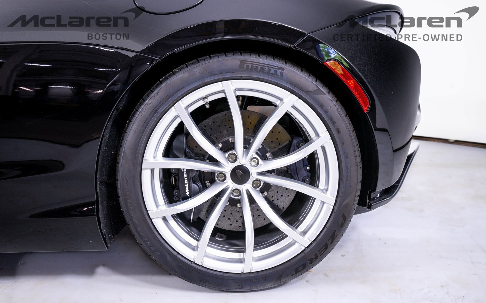 2025 McLaren Artura Performance - Photo 13
