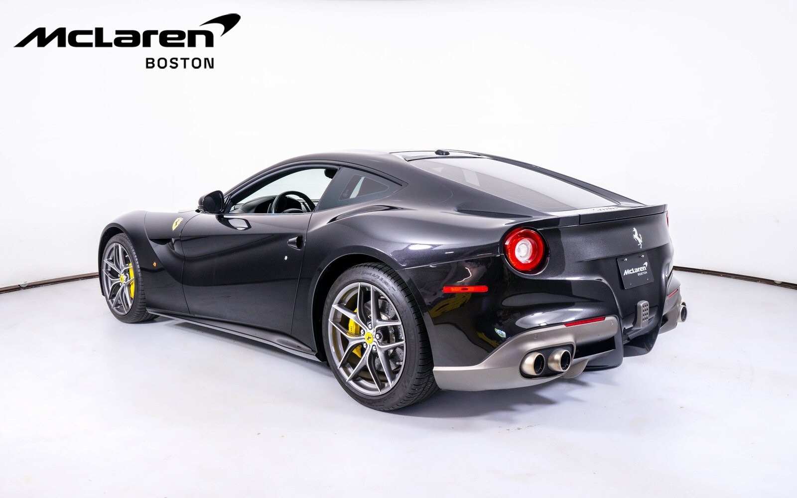2014 Ferrari F12 Berlinetta Berlinetta photo 3