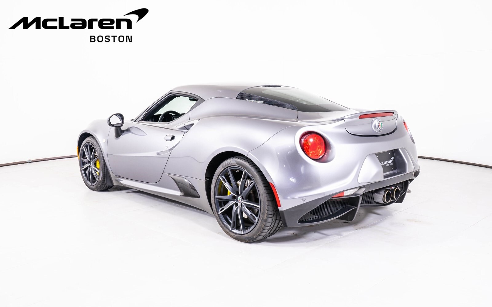 2018 Alfa Romeo 4C Coupe photo 3