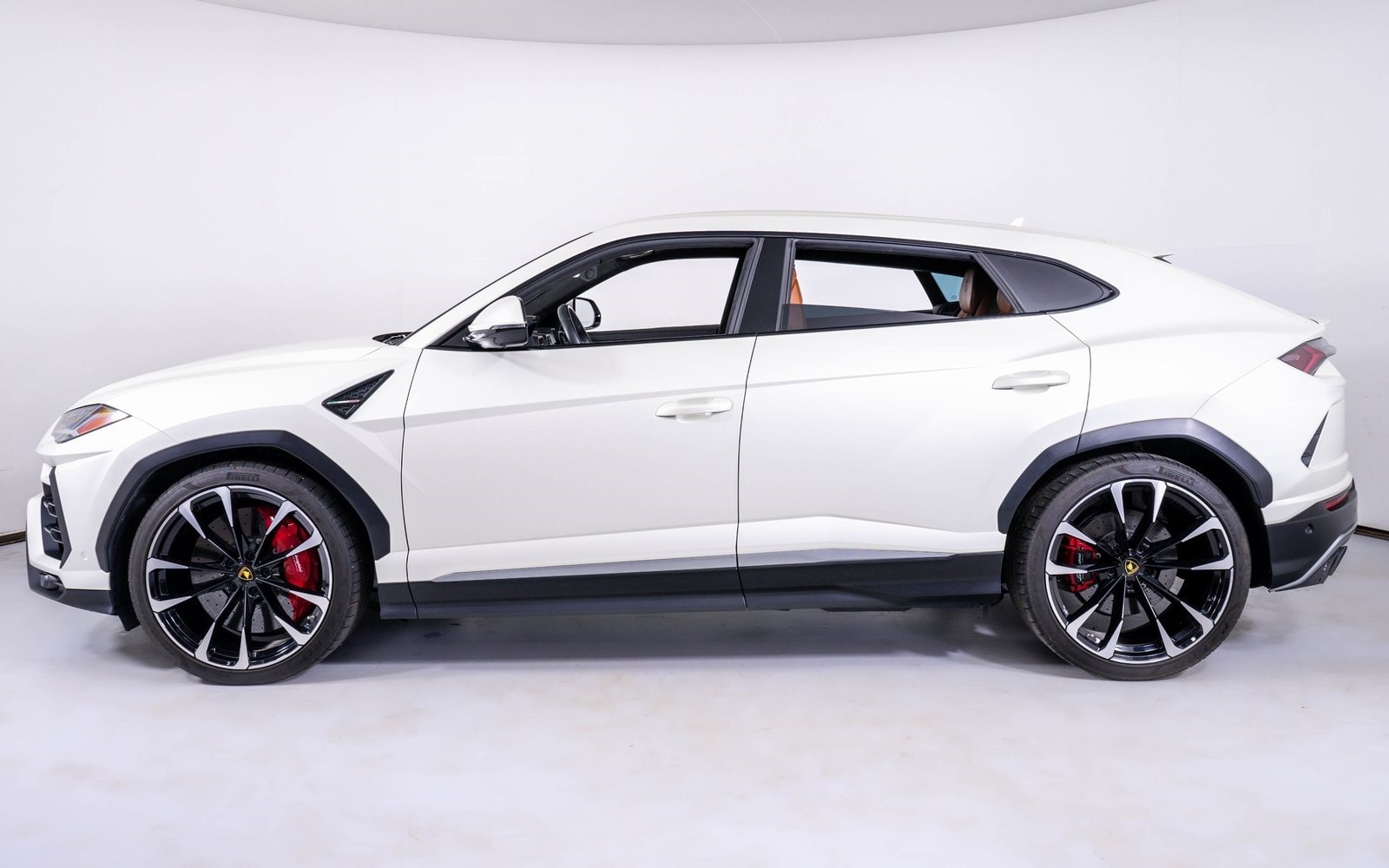 Used 2019 Lamborghini Urus Base with VIN ZPBUA1ZL7KLA03067 for sale in Norwell, MA
