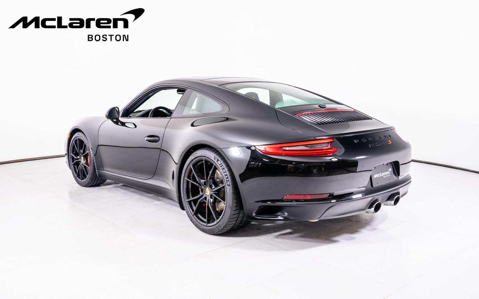2018 Porsche 911 4S 4 GTS photo 3
