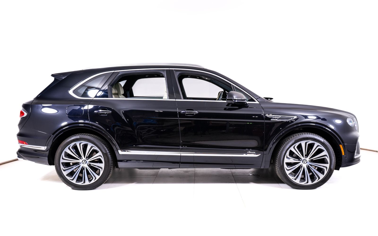 2025 Bentley Bentayga Azure - Photo 6