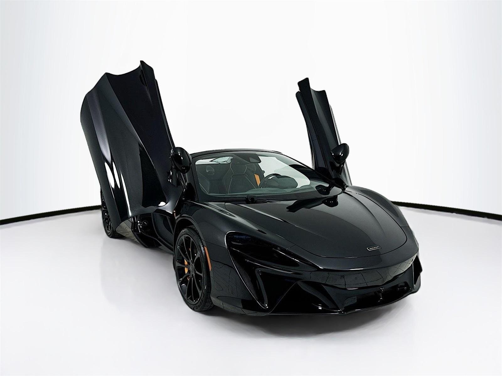 2025 McLaren Artura Performance