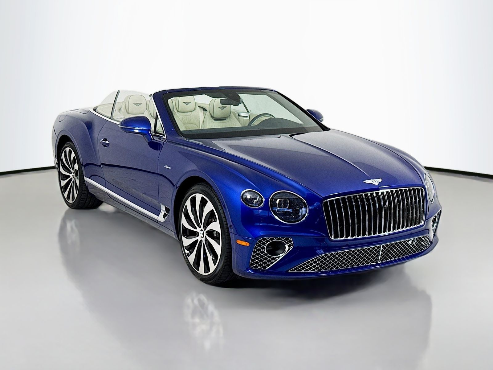 2024 Bentley Continental GT Azure V8's photo