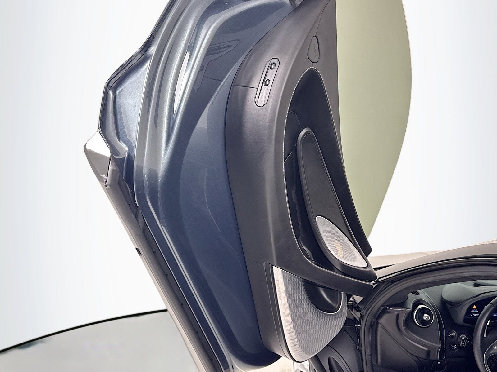 2025 McLaren GTS Base - Photo 16
