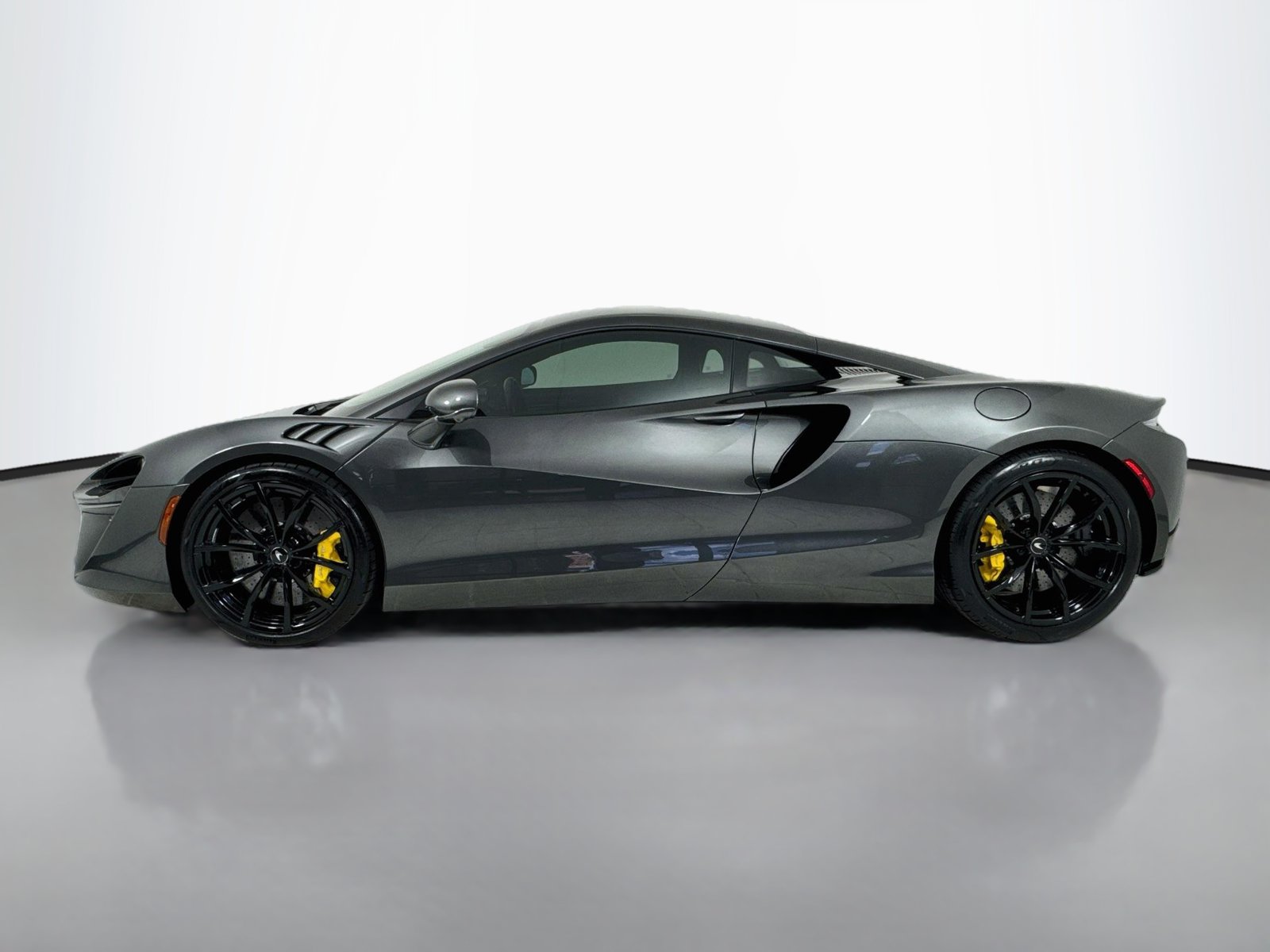 Certified 2023 McLaren Artura Coupe
