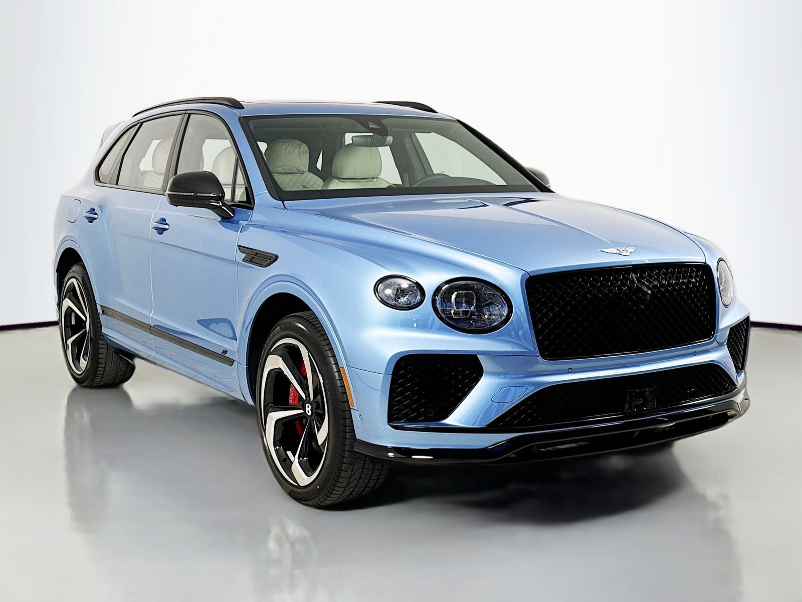 2025 Bentley Bentayga's photo