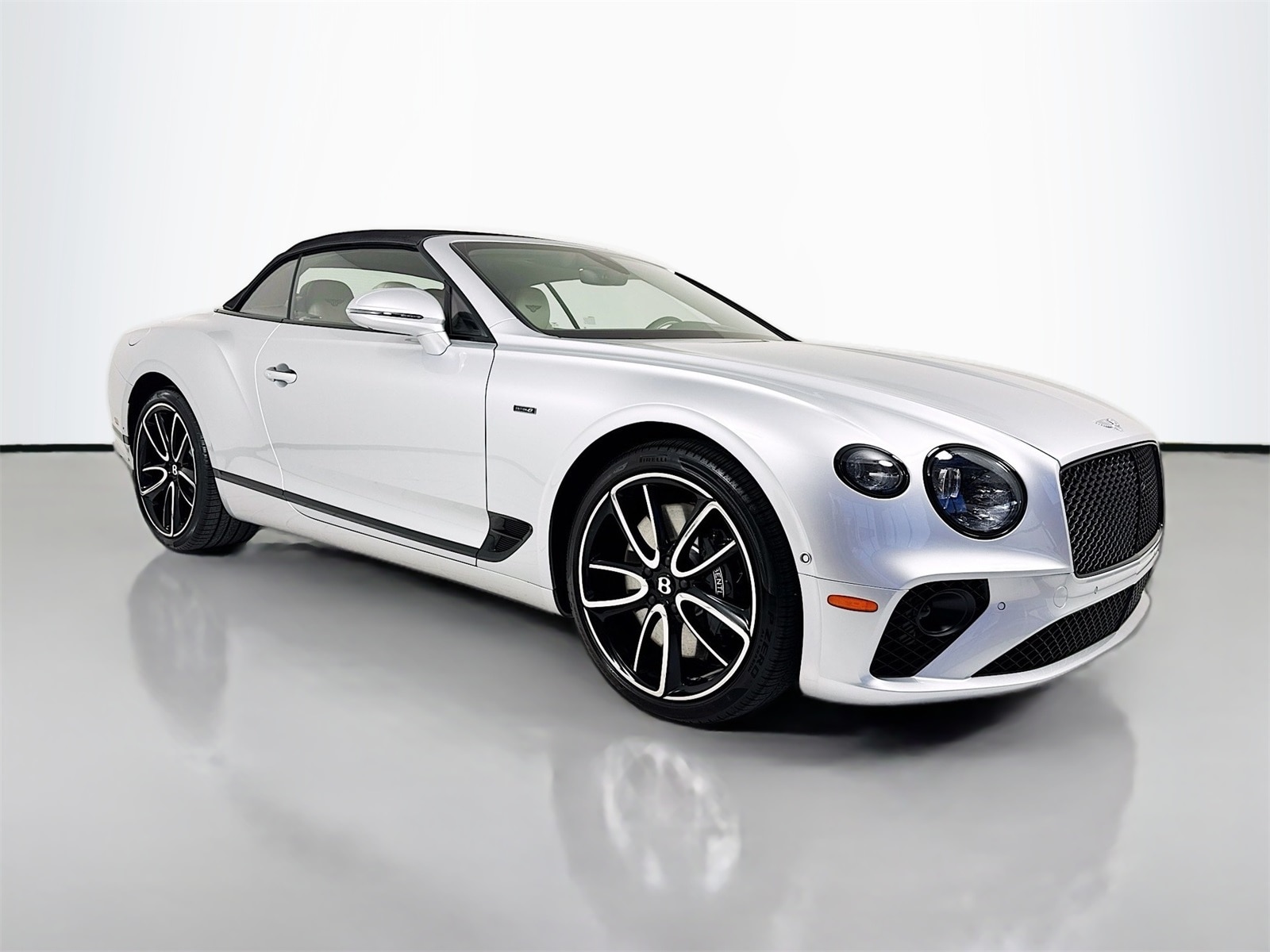 2024 Bentley Continental GTC Edition 8's photo