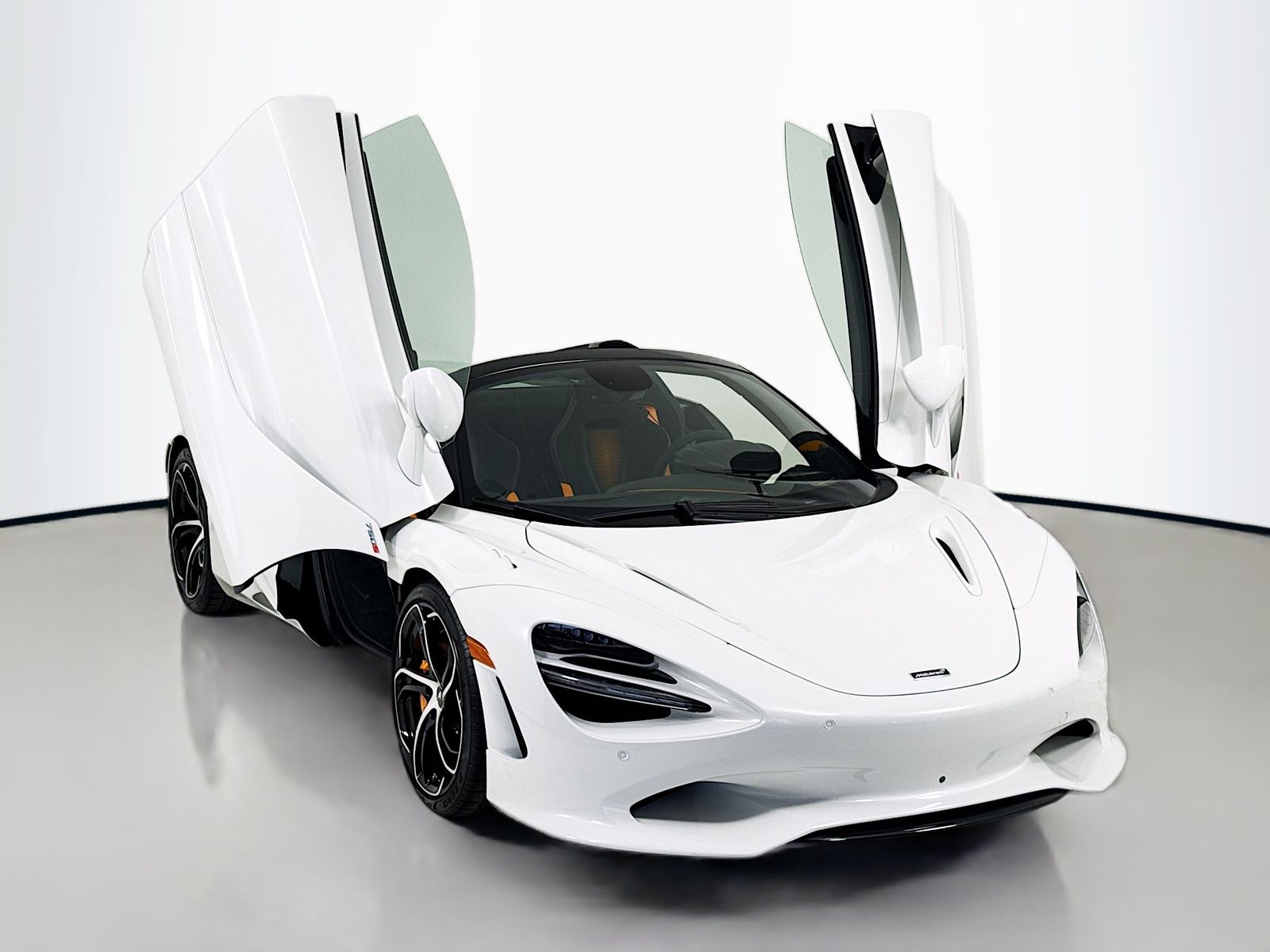 2026 McLaren 750S Base