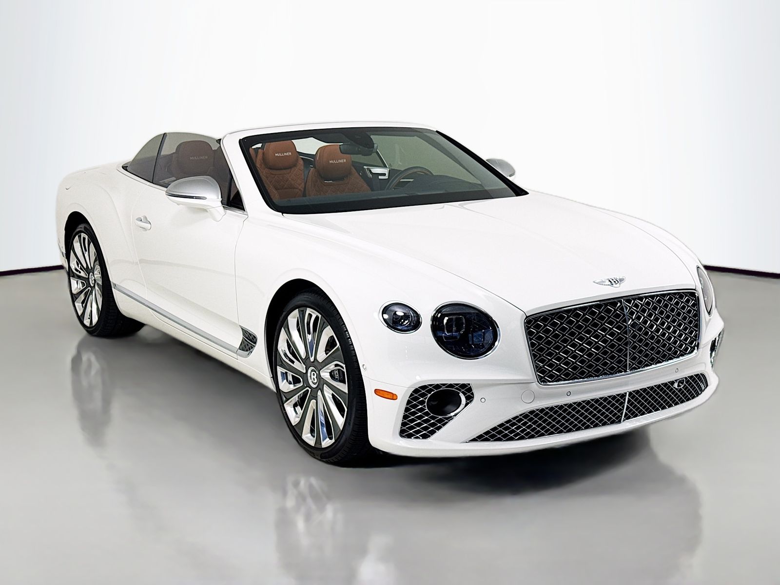 2023 Bentley Continental GT V8 Mulliner's photo