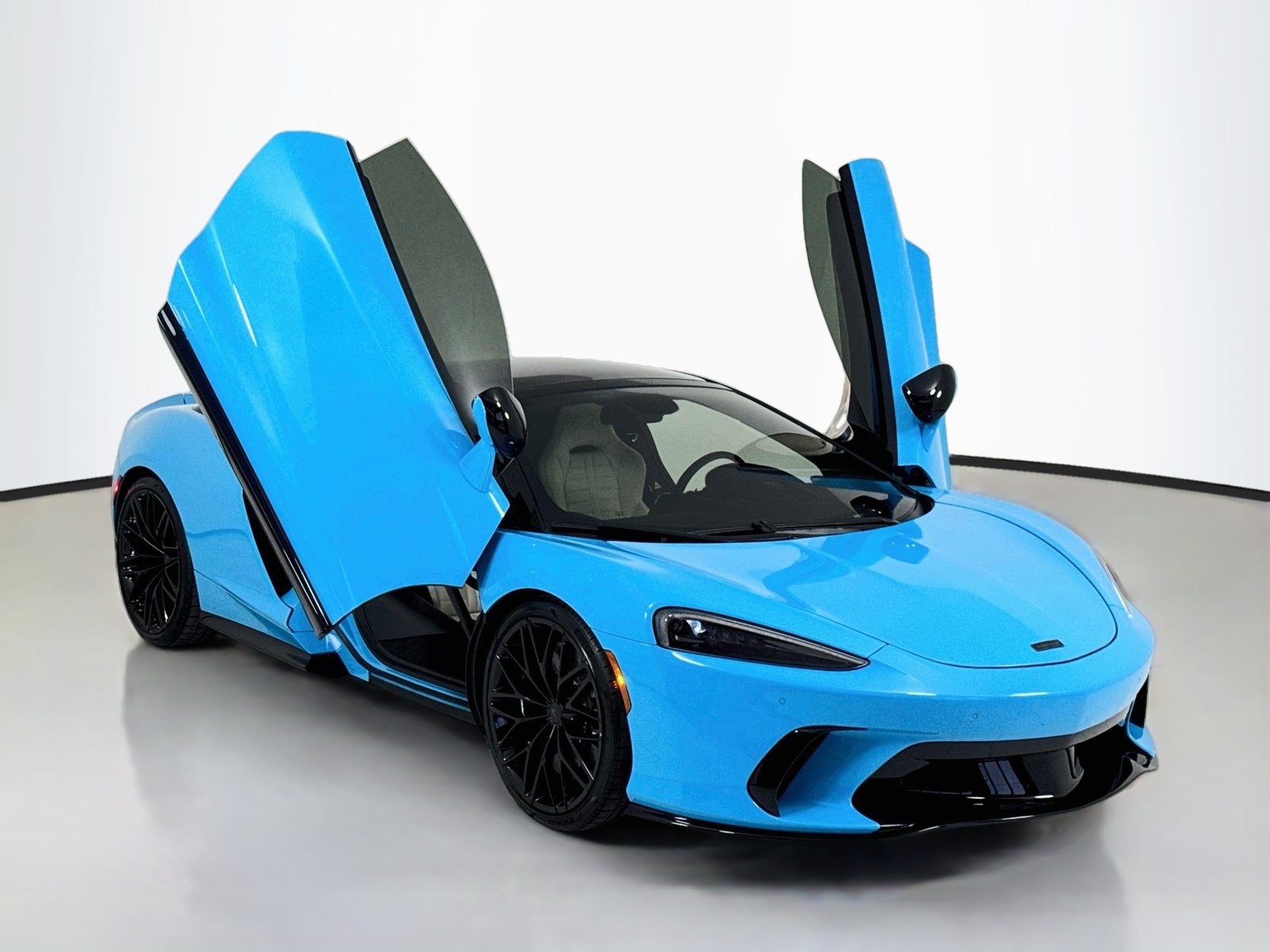  McLaren GTS