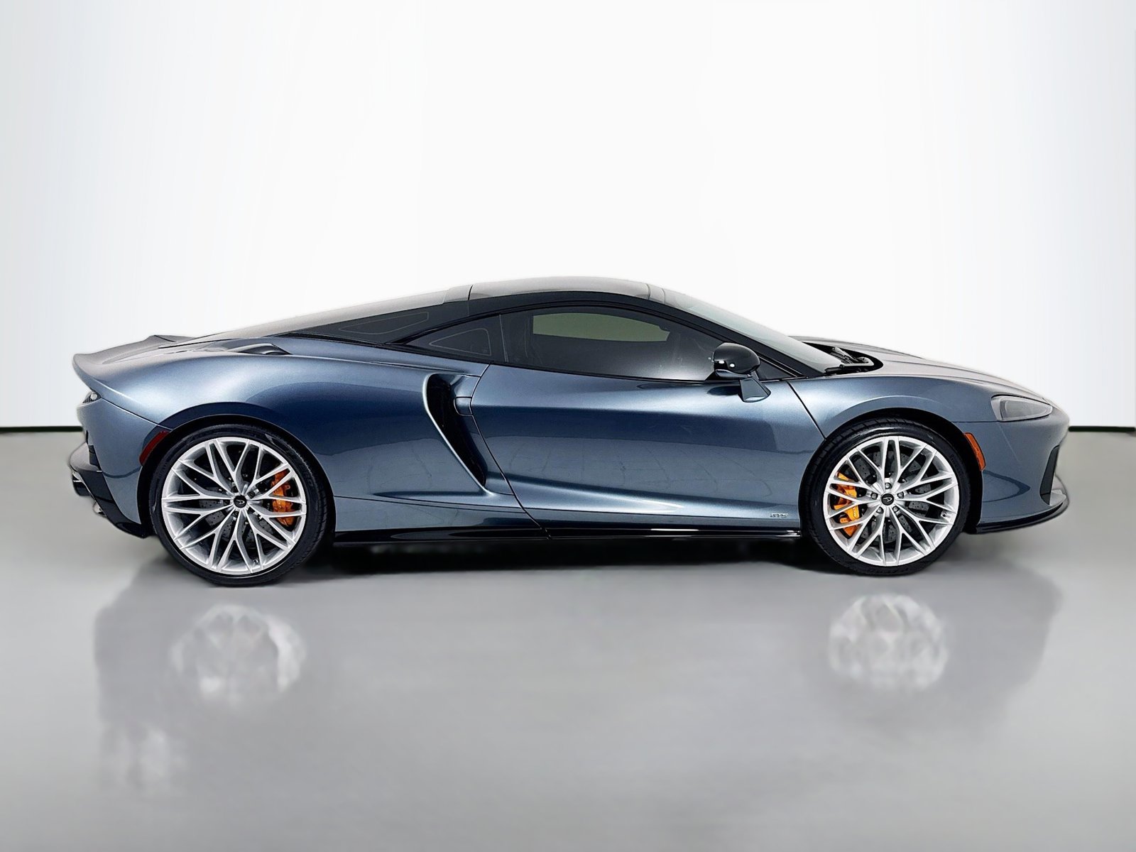 2025 McLaren GTS Base - Photo 9