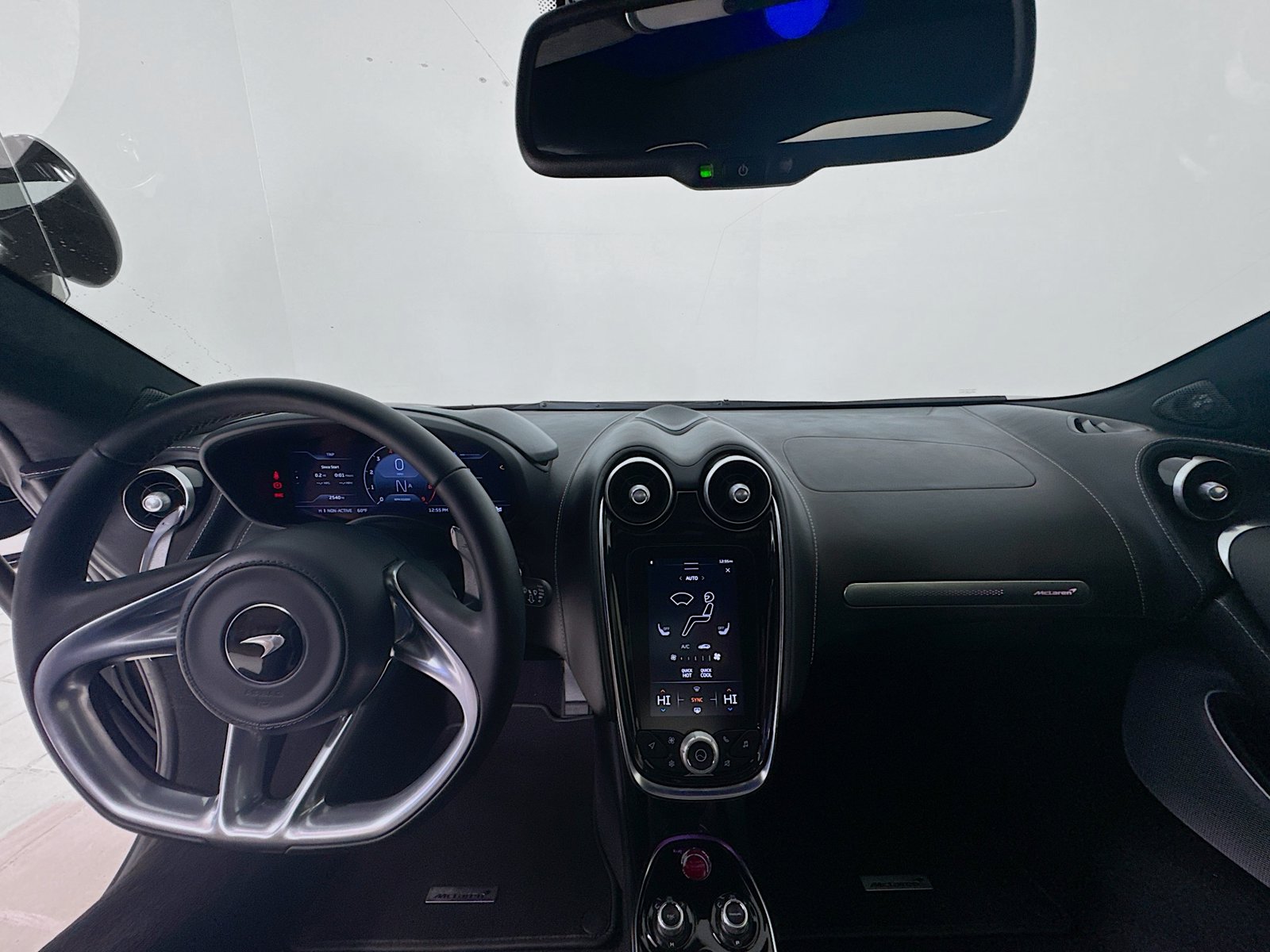2025 McLaren GTS Base - Photo 23