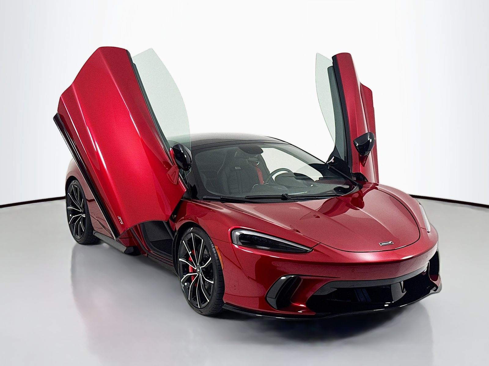 2026 McLaren GTS -'s photo