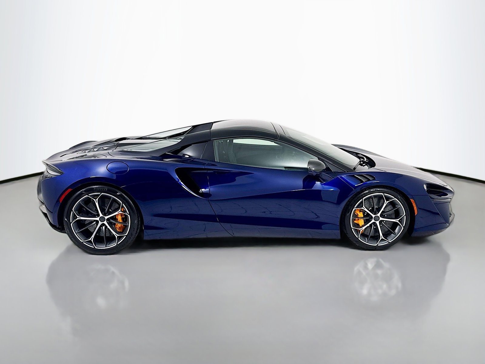 2025 McLaren Artura Base - Photo 9