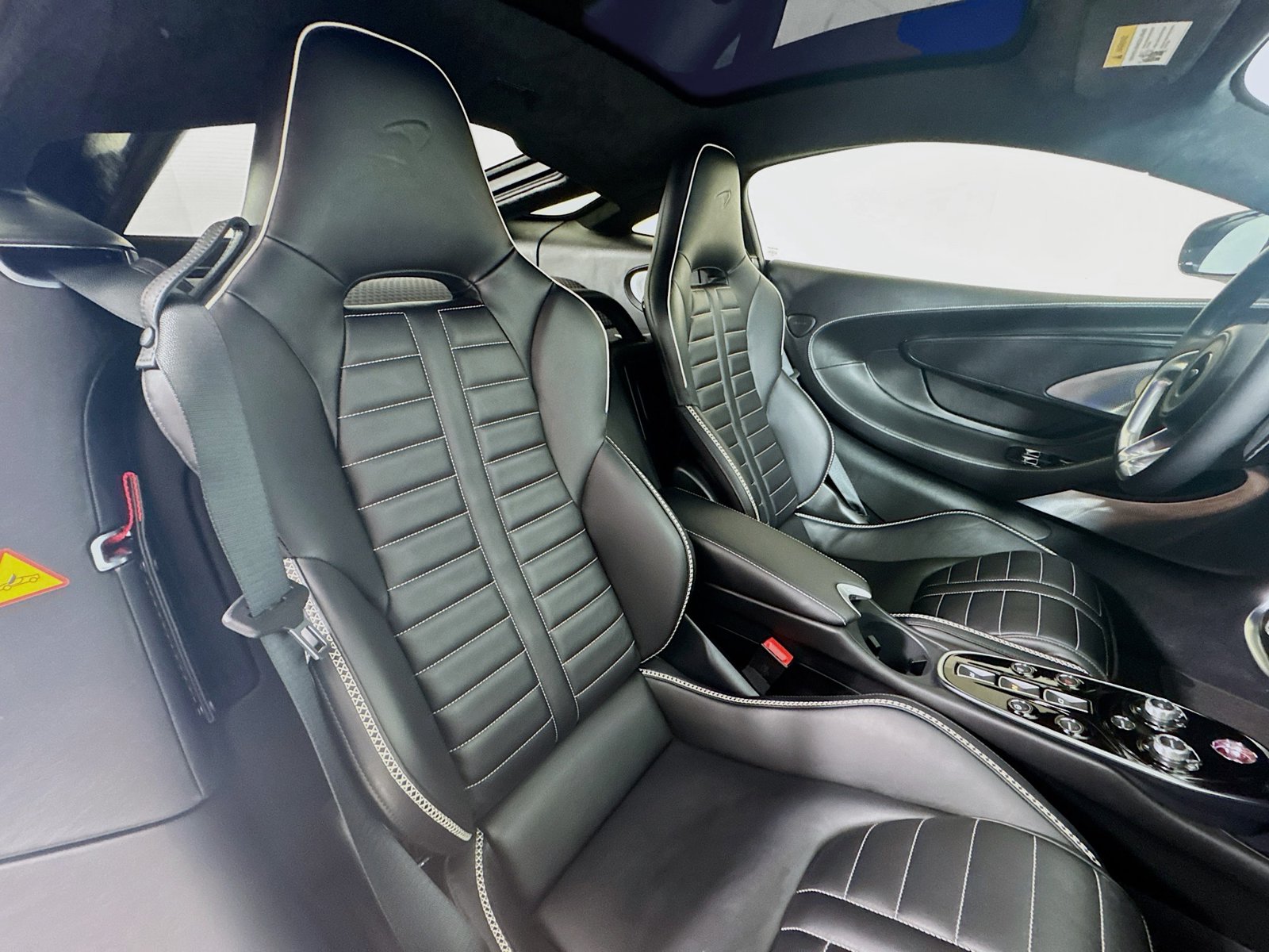 2025 McLaren GTS Base - Photo 24