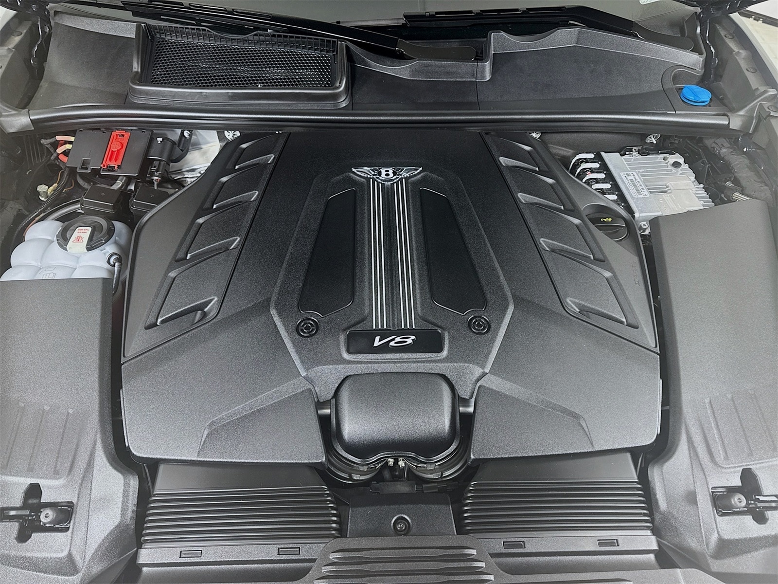 2023 Bentley Bentayga S's photo