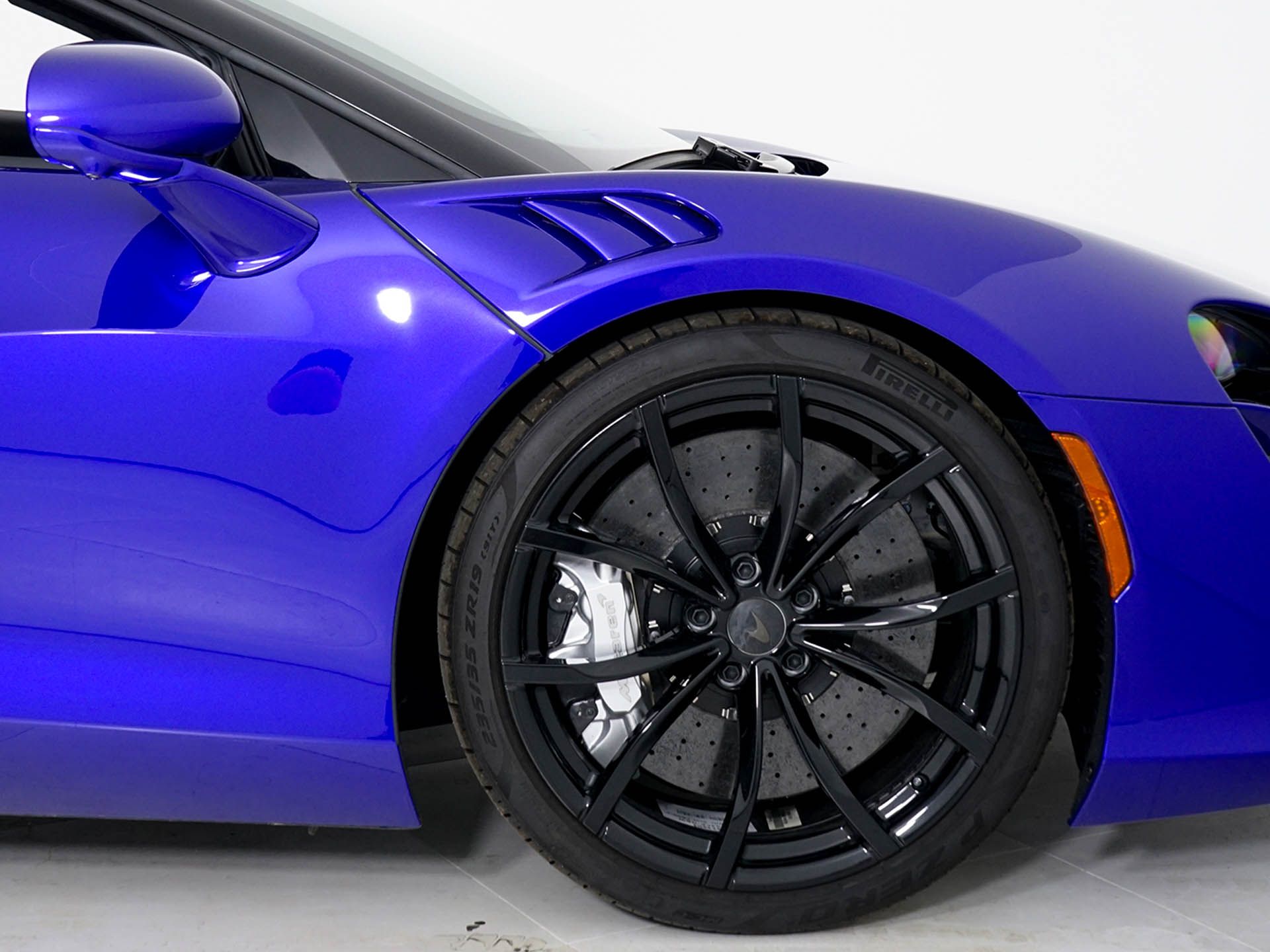2025 McLaren Artura Performance - Photo 17