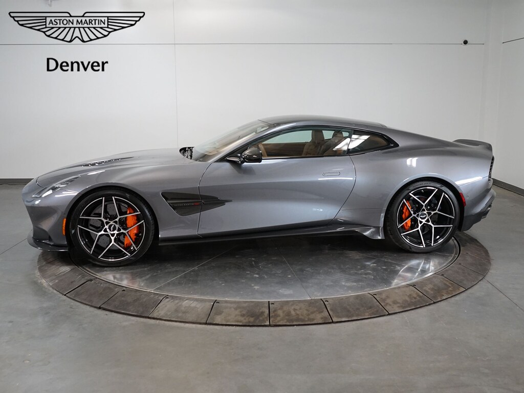 Used 2025 Aston Martin Vanquish Coupe