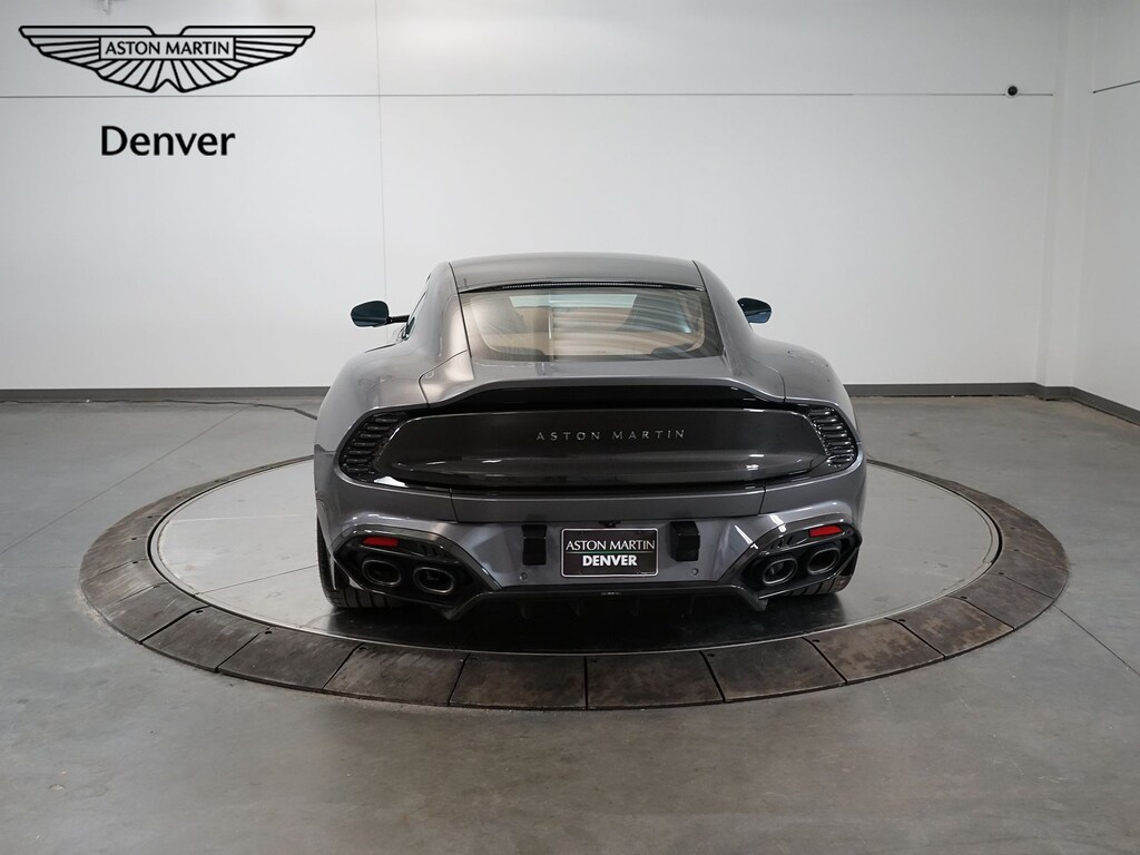 Used 2025 Aston Martin Vanquish Coupe