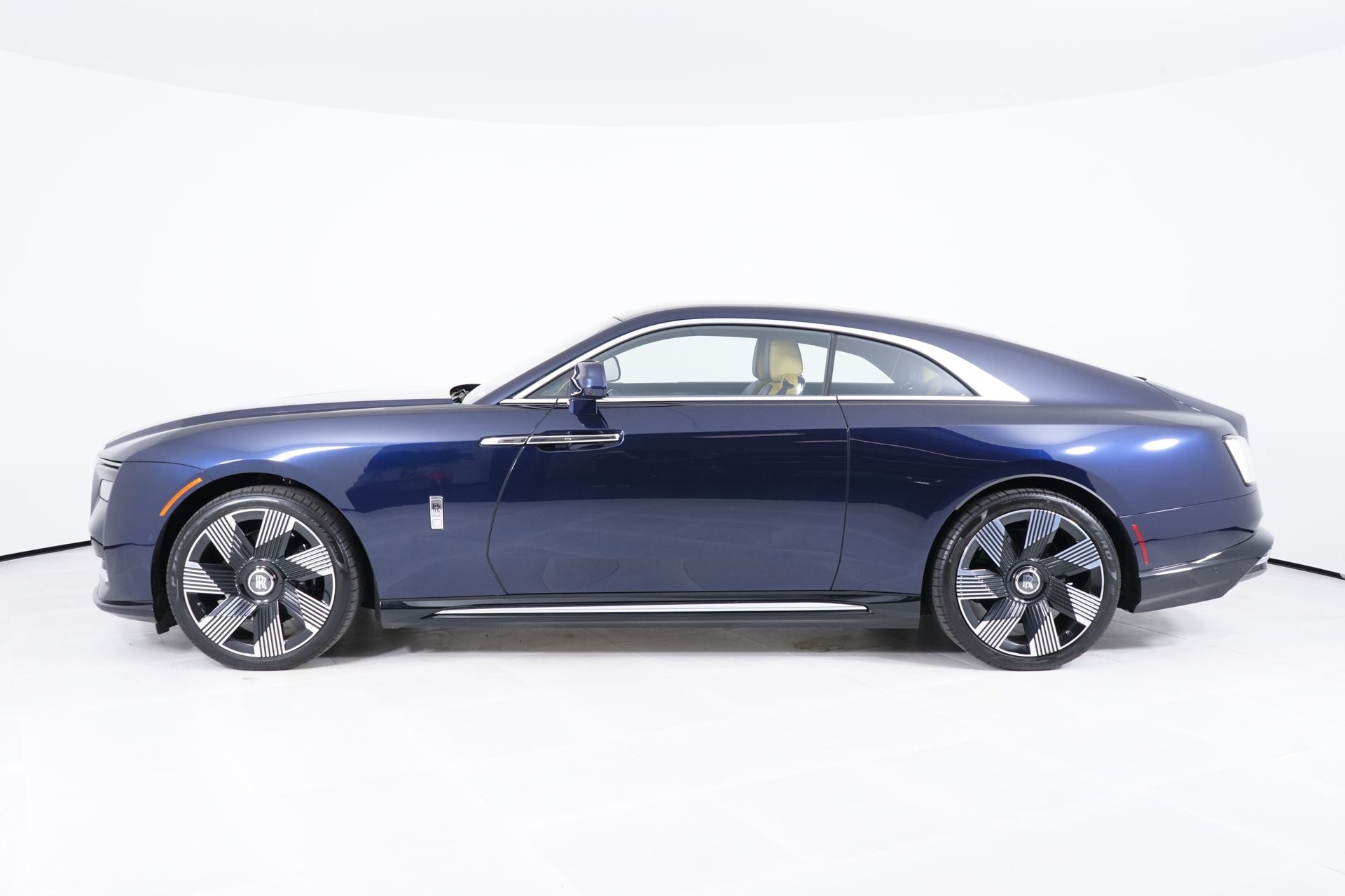 Used 2025 Rolls-Royce Spectre Base with VIN SCATK2C09SU227687 for sale in Highlands Ranch, CO