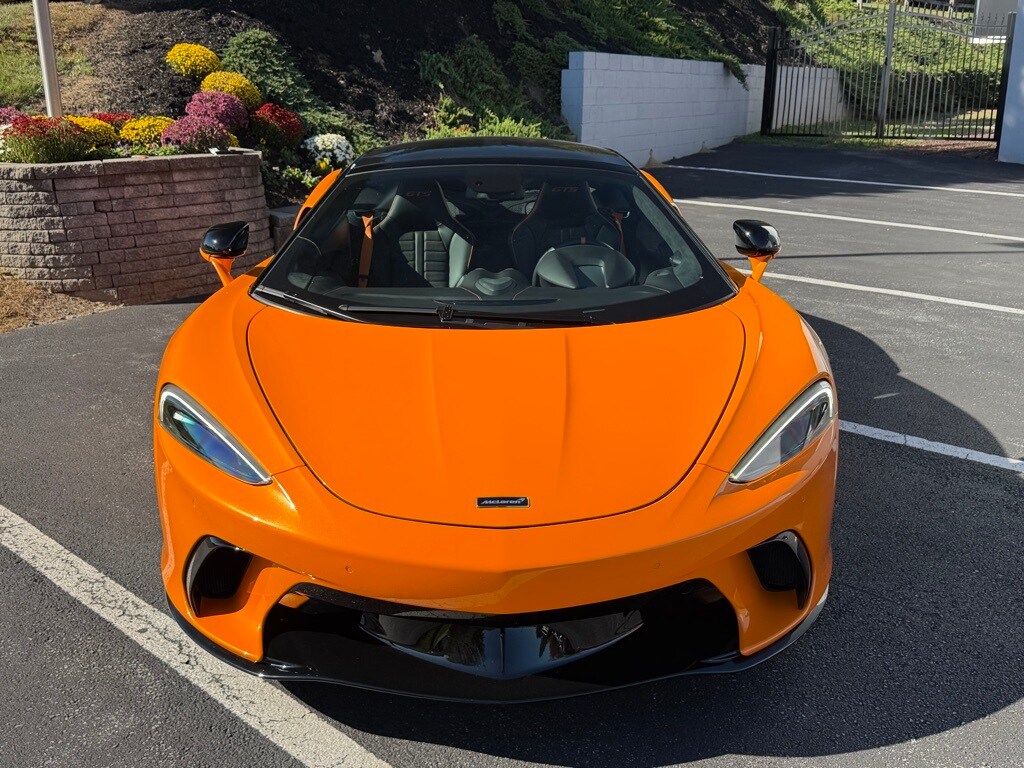2025 Mclaren GTS photo 2