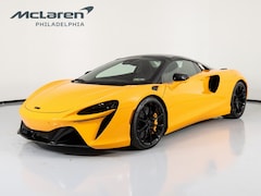 2025 McLaren Artura Coupe