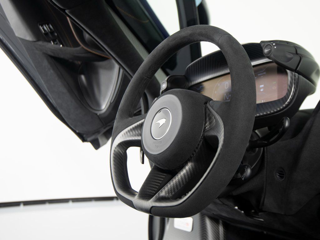2025 McLaren 750S Base - Photo 37