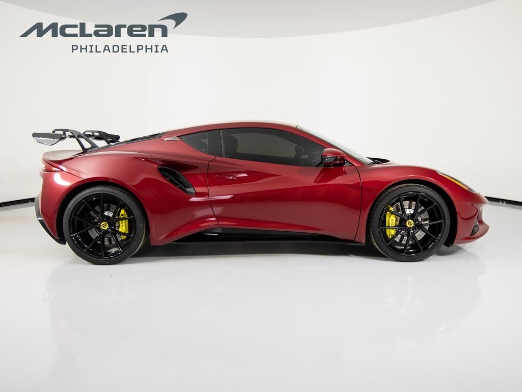 2024 Lotus Emira First Edition photo 4